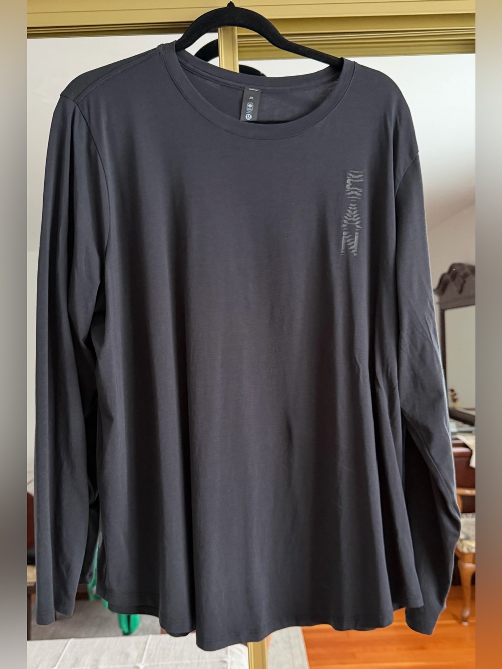 Lululemon team Canada Black Long Sleeve Crew Neck Shirt